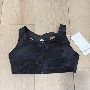 Black Camouflage Sports Bra LULULEMON 36D